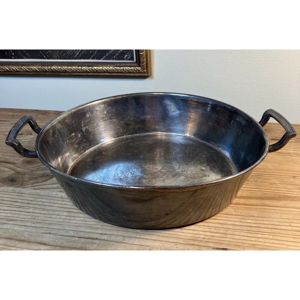 Antique Meriden B Co. Silver Plated Handled Serving Dish Sauce Pan - Late 1800’s